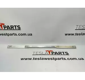Усилитель панели радиаторов нижний Tesla Model S, 1038910-00-B