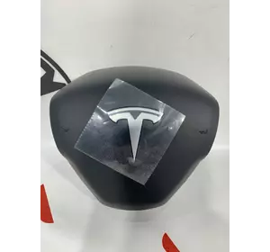 Подушка безопасности водителя Tesla model 3